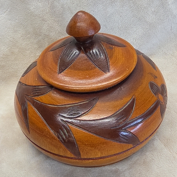VTG Carved Wood Trinket Box Floral Round with Lid Rustic Home Decor Dark Brown - Picture 3 of 12